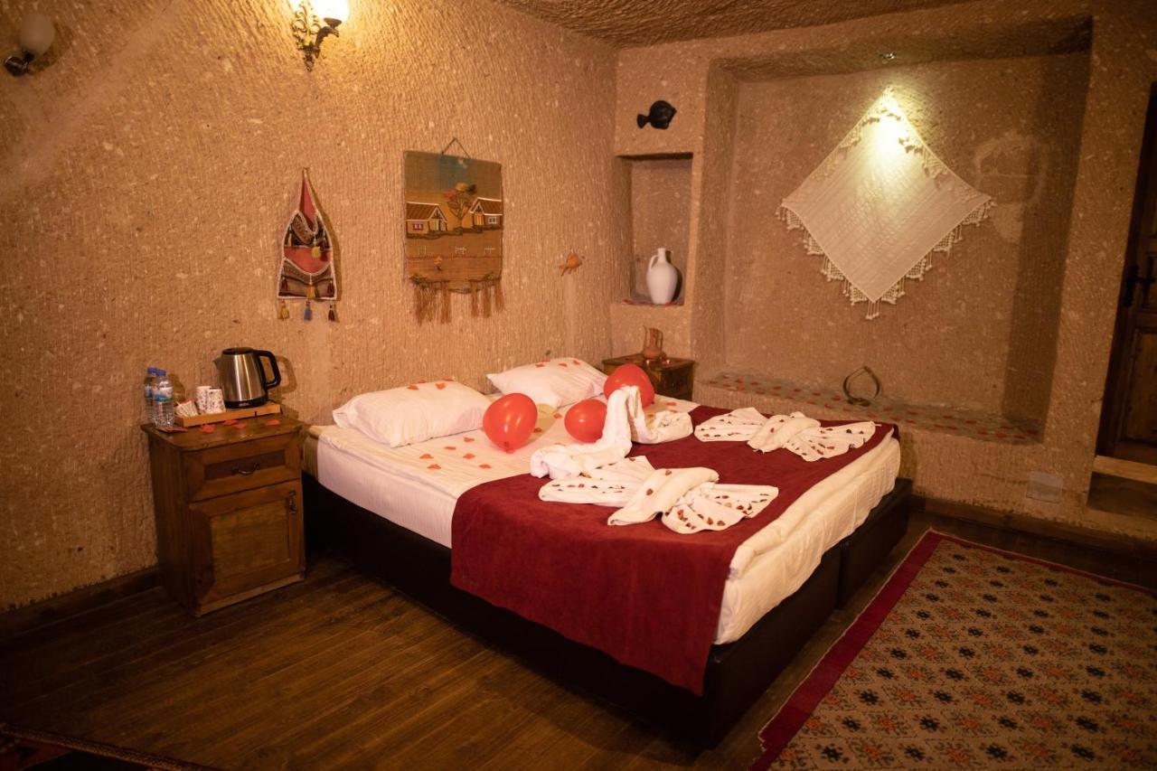 7 Oda Kapadokya Cave Hotel อูร์กุบ ภายนอก รูปภาพ