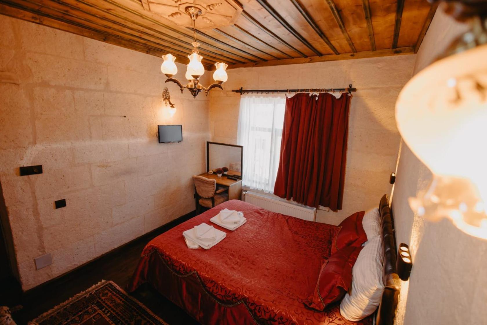 7 Oda Kapadokya Cave Hotel อูร์กุบ ภายนอก รูปภาพ