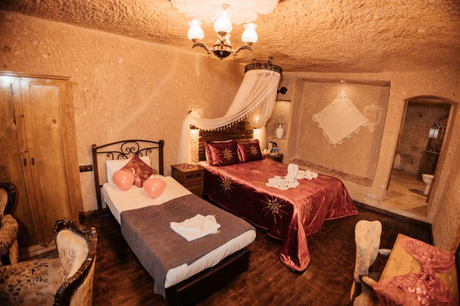 7 Oda Kapadokya Cave Hotel อูร์กุบ ภายนอก รูปภาพ